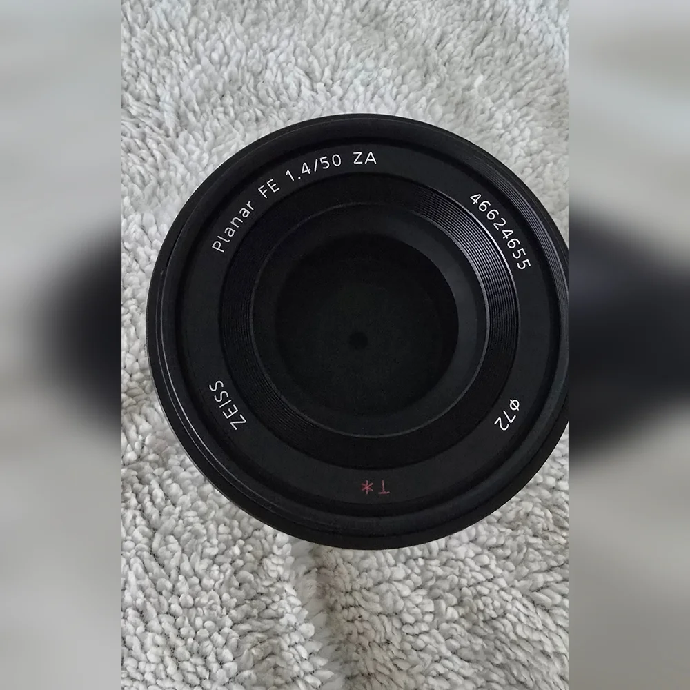 Sony Planar FE 1.4/50 ZA Camera Lens - Black